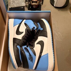 Jordan Air 1 Retro High OG - Blue and Black